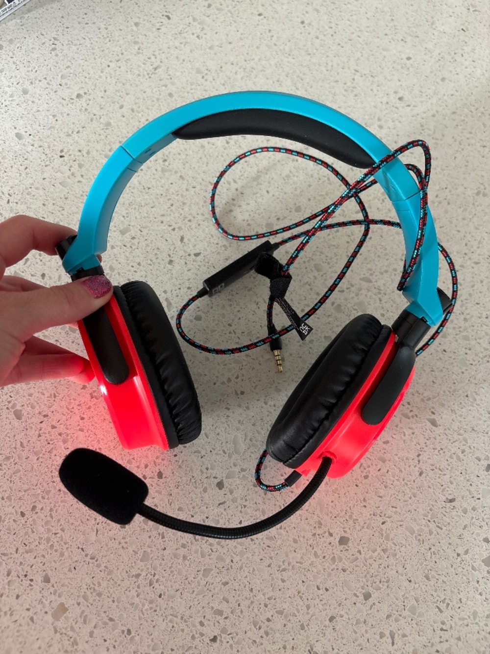 Kids headset for gaming